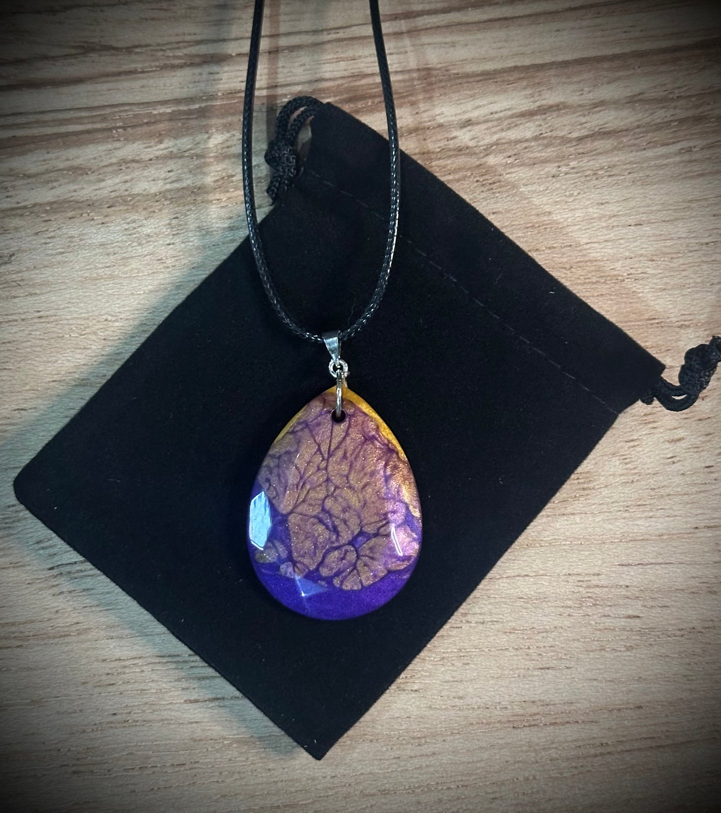 Leaf Pendant Necklace