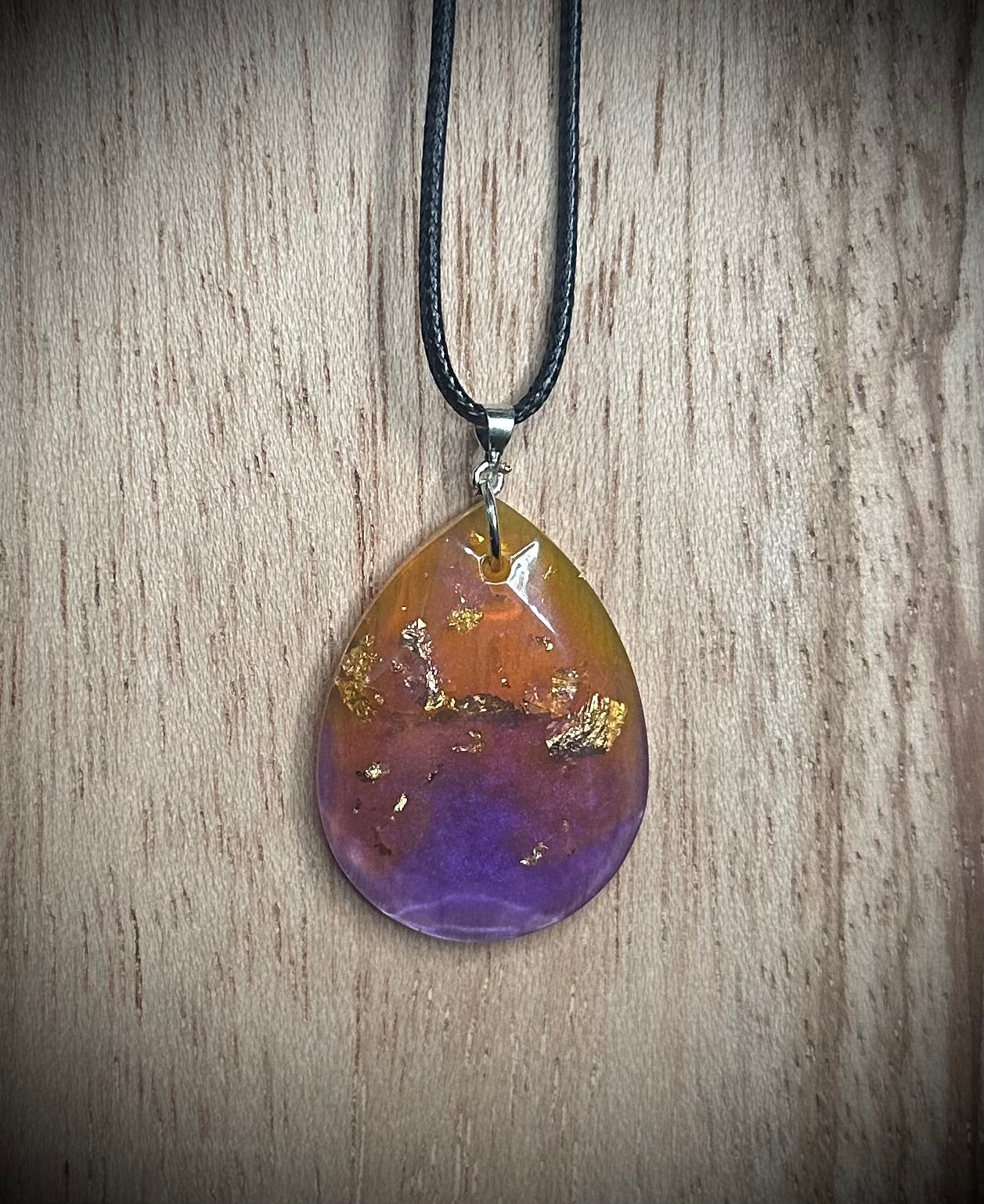 Gold Flake Pendant Necklace