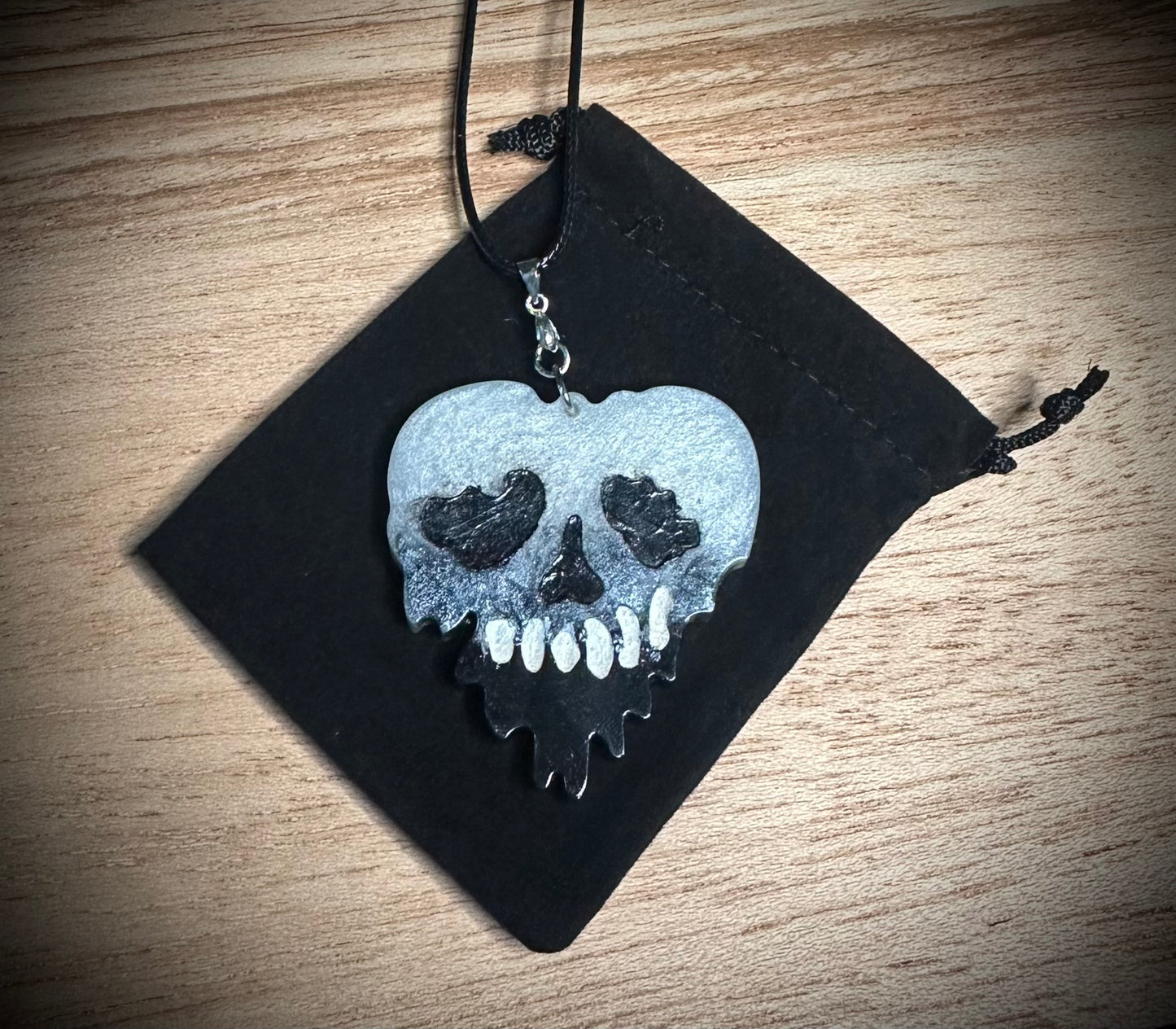 Black/White Drip Skull Necklace